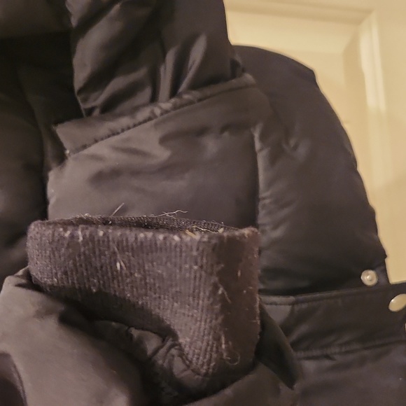 Black puff jacket - light weight Small - Picture 4 of 6